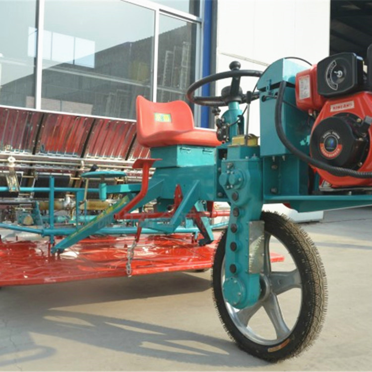 四行水稻插秧机 田间水稻插秧机 乘坐插秧机 山东报价