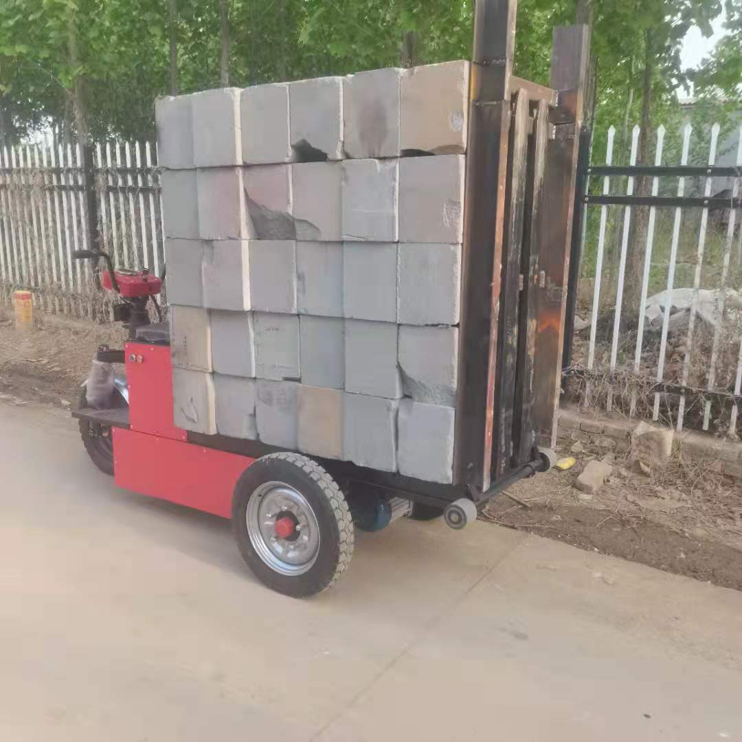 背砖车 锂电池工地自卸拉砖车 电动拉砖三轮车价格
