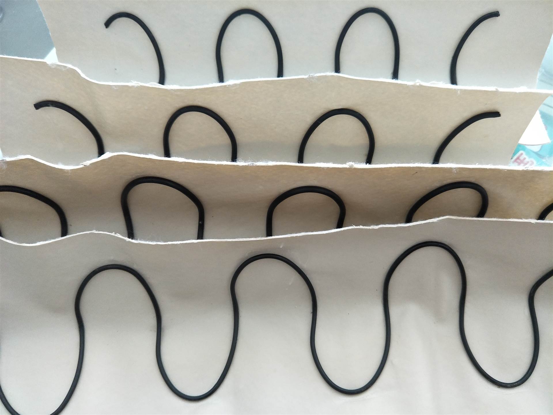 半圆弹簧排水管