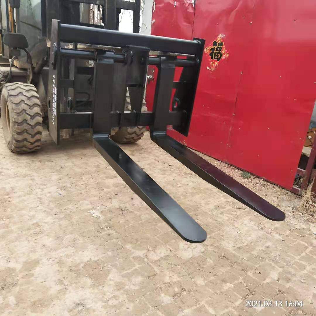 明宇铲车改草叉子 定做