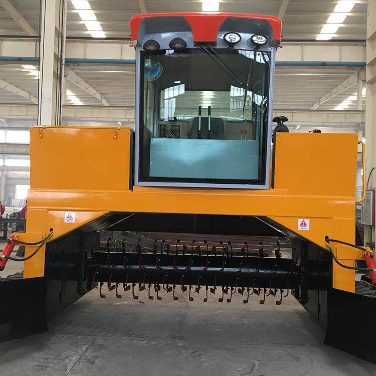 自走式有机肥料翻堆机2600履带翻抛机禽畜粪便发酵发耙机