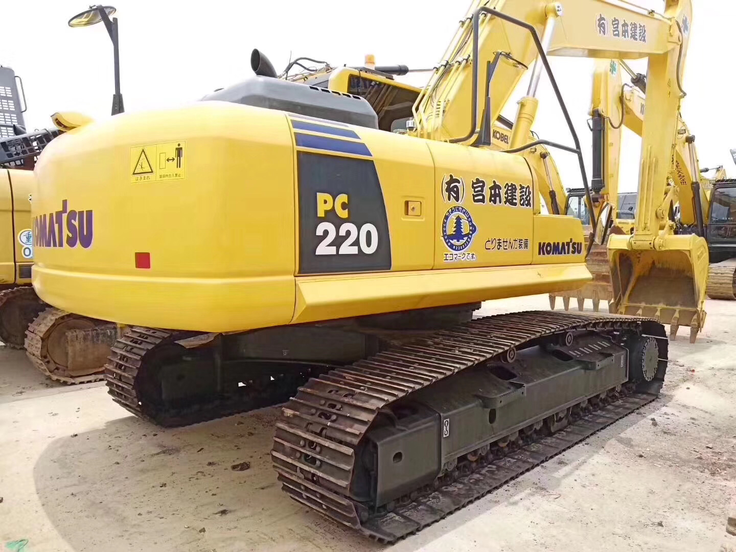 二手挖掘机小松pc220-8大功率干活车准新车况