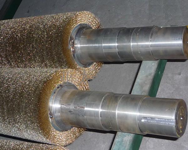 厂家直供金属抛光拉丝毛刷辊 除锈钢丝毛刷辊 工业钢丝毛刷滚定制