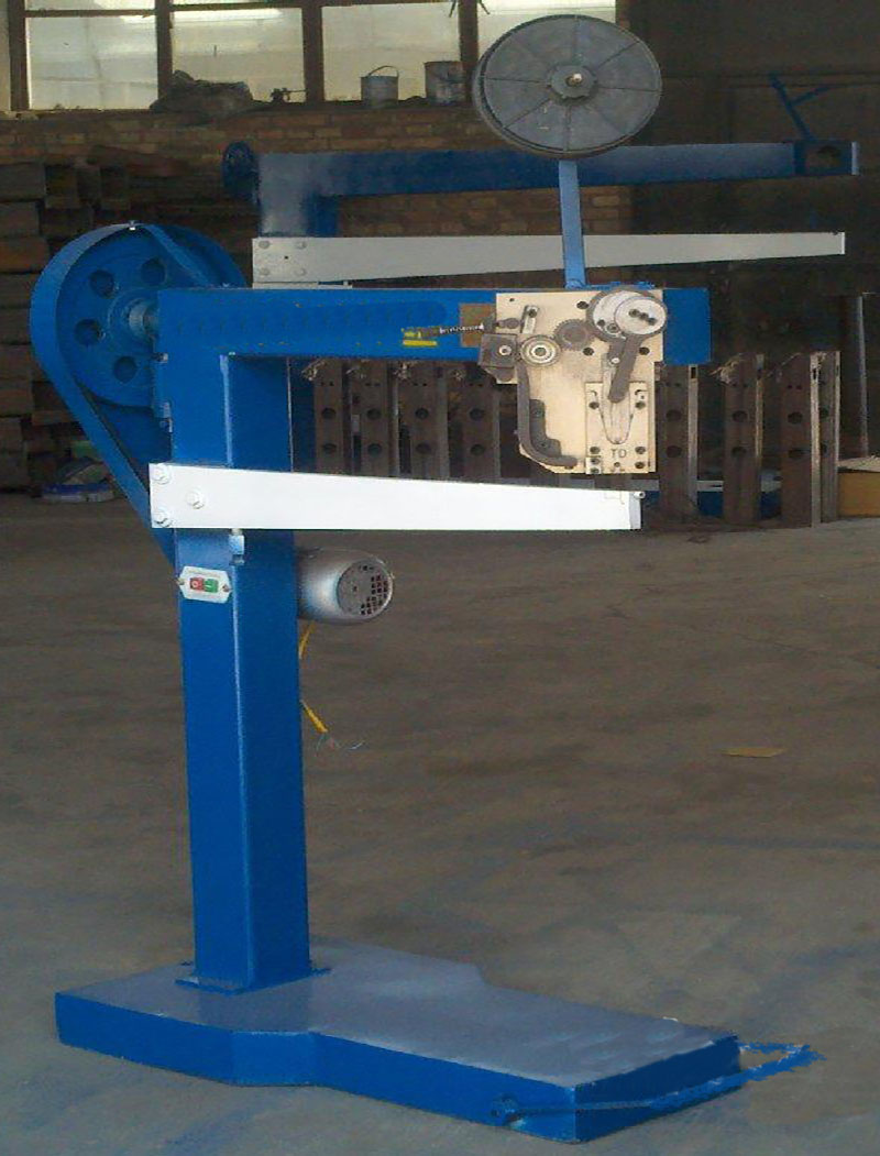 吴川半自动钉箱机越来越多样化