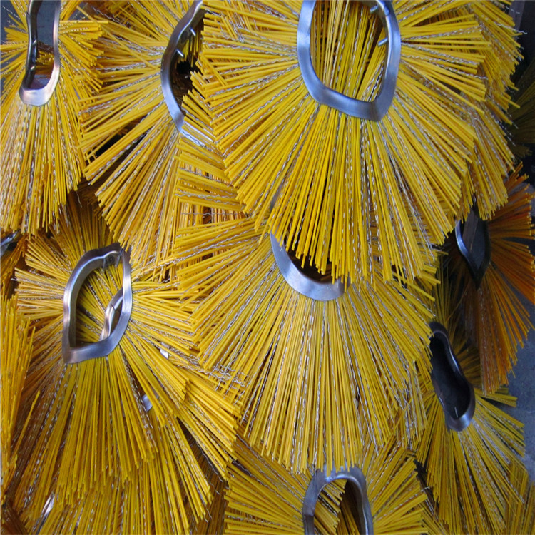    供应扫地盘刷、环卫车扫路刷、环卫刷、扫路刷辊