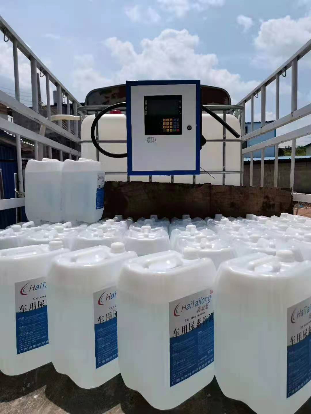 山东济宁佰盈定制新款双路尿素液加水一体机撬装式尿素液加注