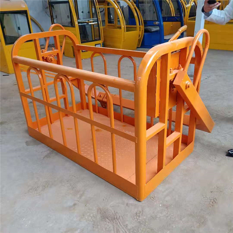 吊车吊篮高空作业吊车吊笼12米外墙施工吊笼厂家