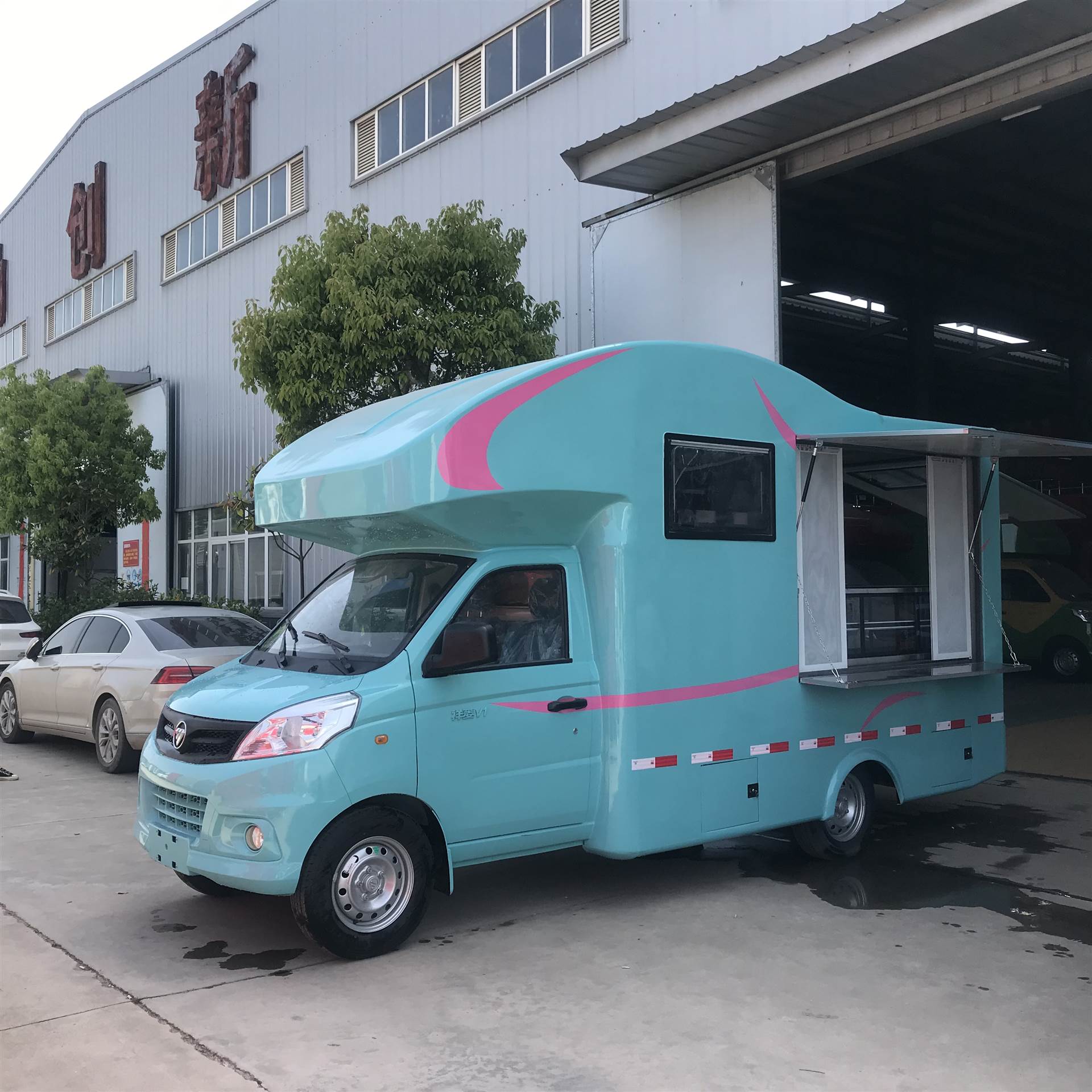 新款冰淇淋房车 户外移动店铺摆摊售货车 小吃车