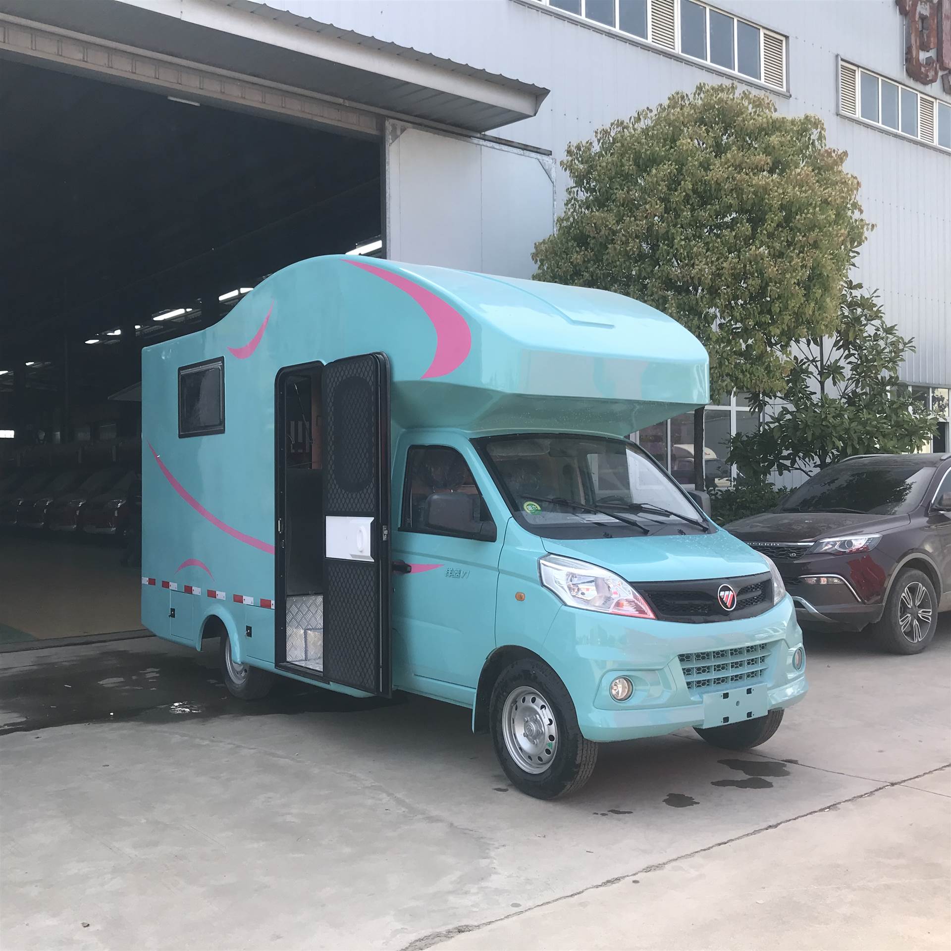 冰淇淋房车 新款房车造型售货车 移动摆摊小吃车