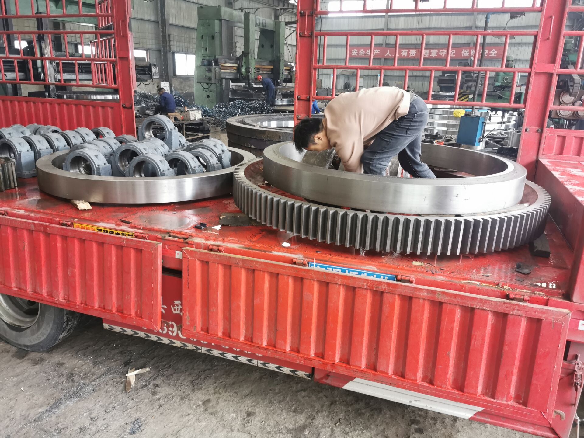 18米22米25米回转窑大齿轮铸钢轮带配件定制厂家