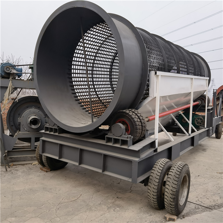 矿用无轴滚筒筛  7,由于转速低,工作平稳,可装在设备的上层,且易于