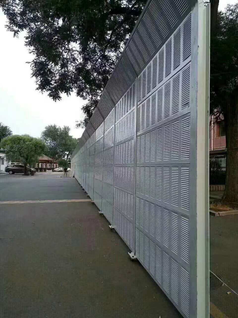 怎么做隔音墙完全隔音 隔音棉和隔音板那个更好 桥面隔音板安装结构