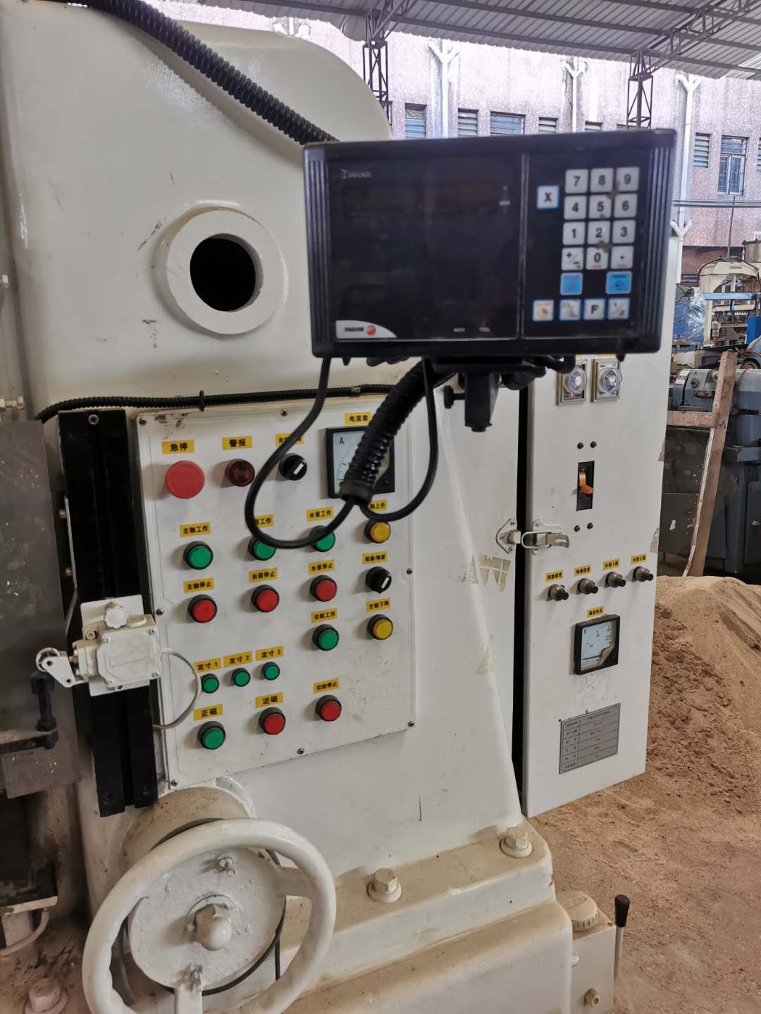 二手立轴光学玻璃平面磨床平面800mm全自动铣磨机