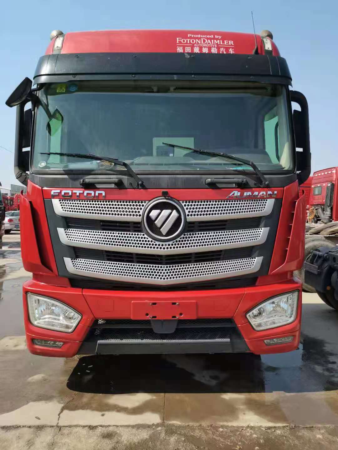 出售二手欧曼est牵引车