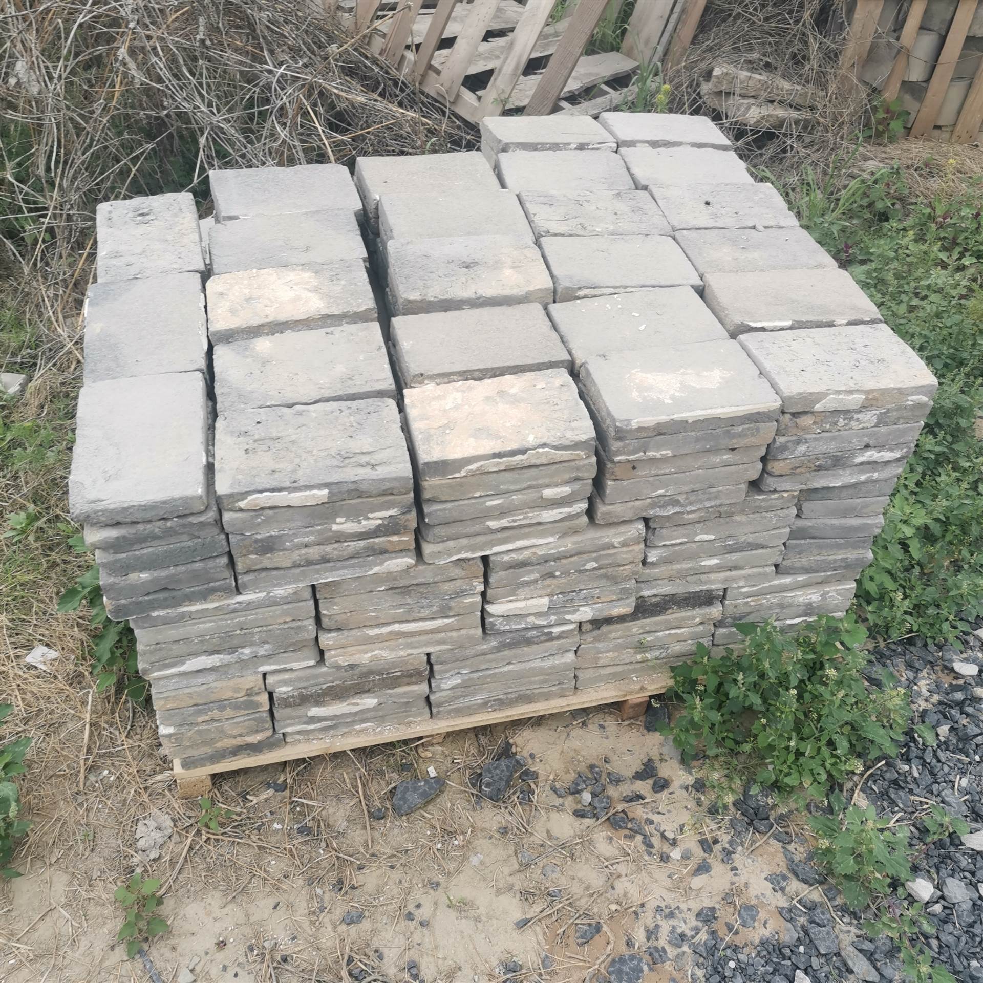 农村拆迁老八砖回收全国收货