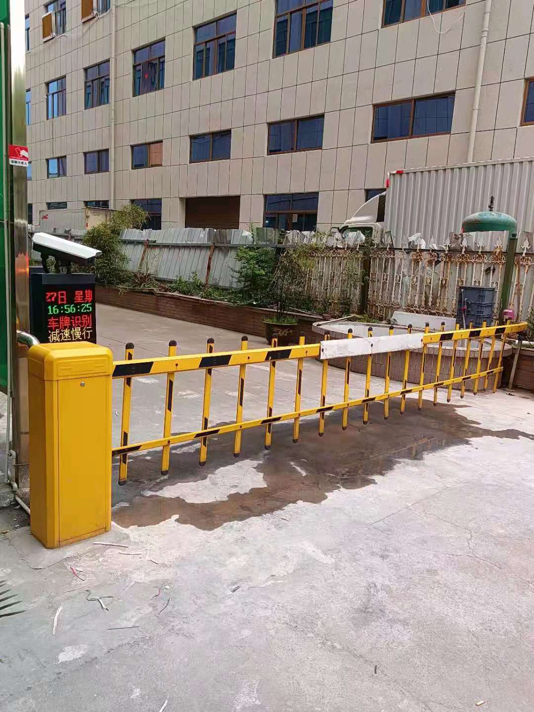 金华停车场智能道闸厂家定制