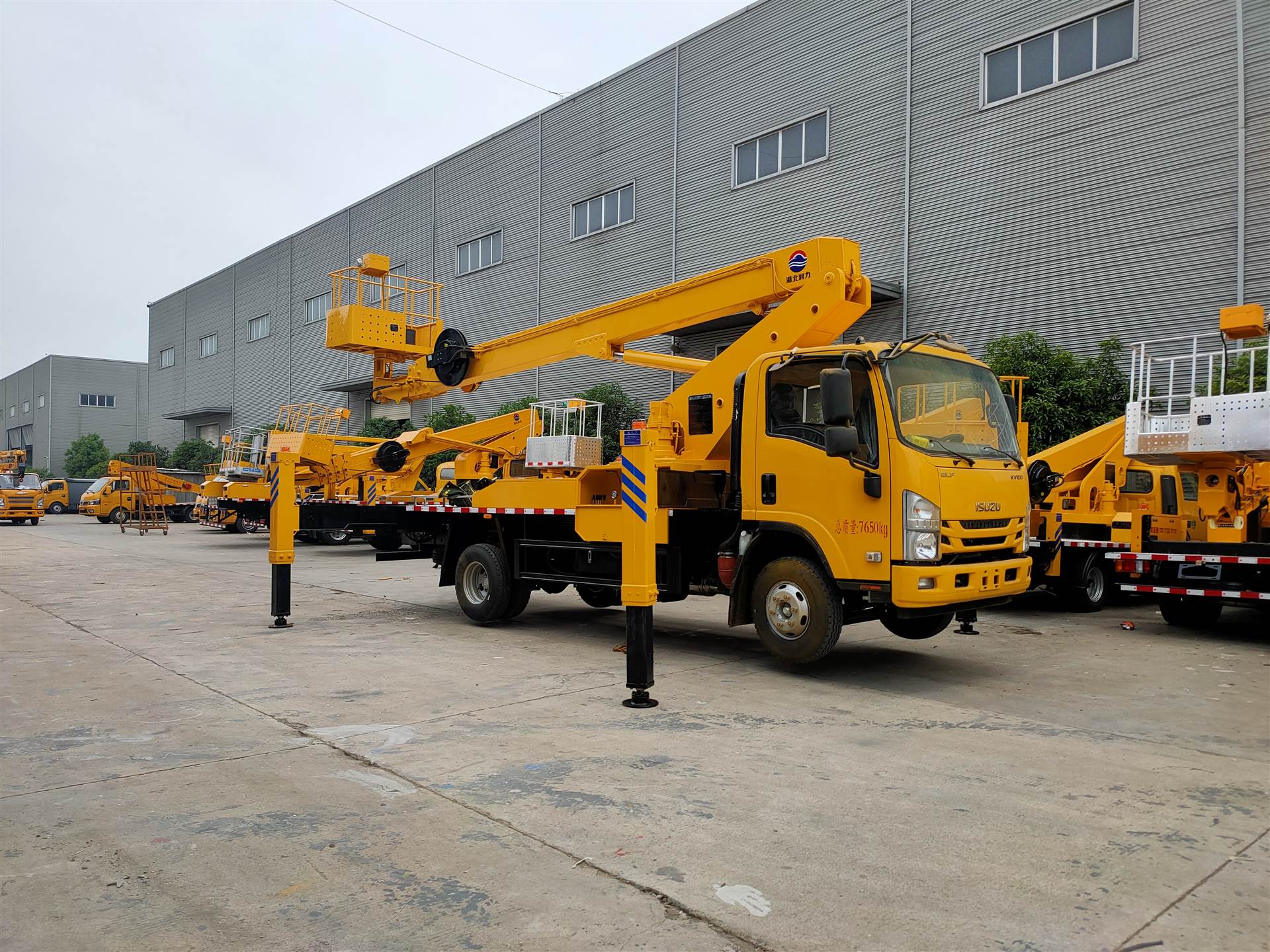 登高车27米庆铃高空作业车115马力