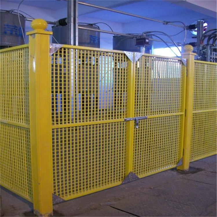 耀兵厂家方管玻璃钢围栏玻璃钢格栅围栏成都玻璃钢围栏