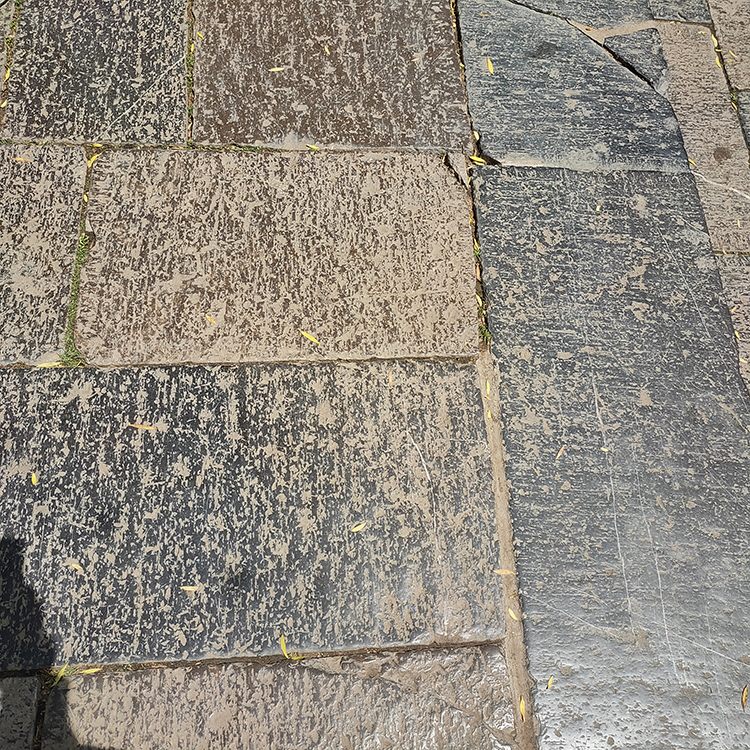 老石板 花岗岩老石板 铺路老石板 长期出售