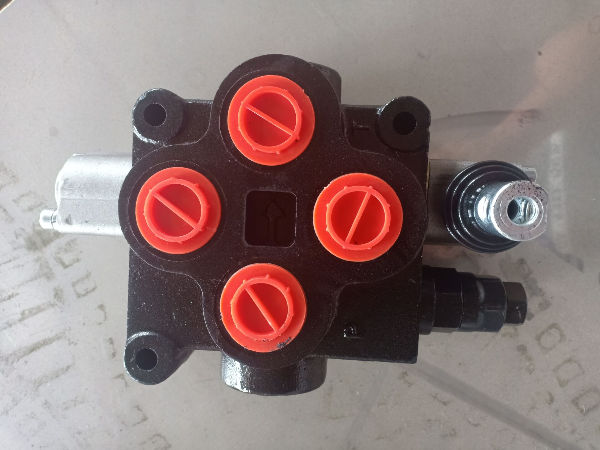 zt-l20e-ot多路换向阀 液压分配器油缸双向