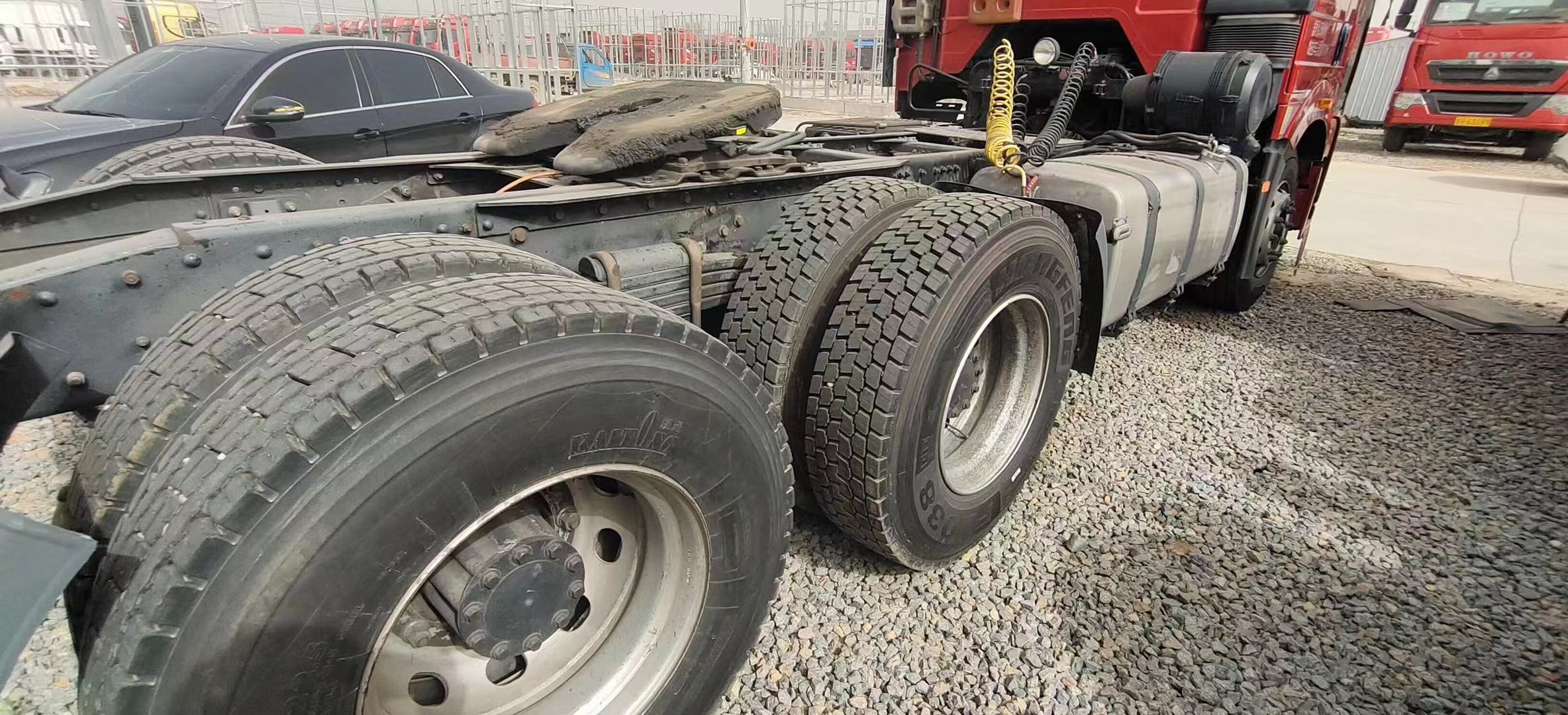 二手车牵引车解放j6p17年420马力国五锡柴发动机轮胎八成新支持分期