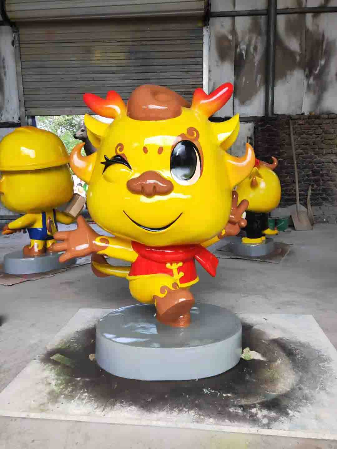 大连玻璃钢雕塑制作流程和方案