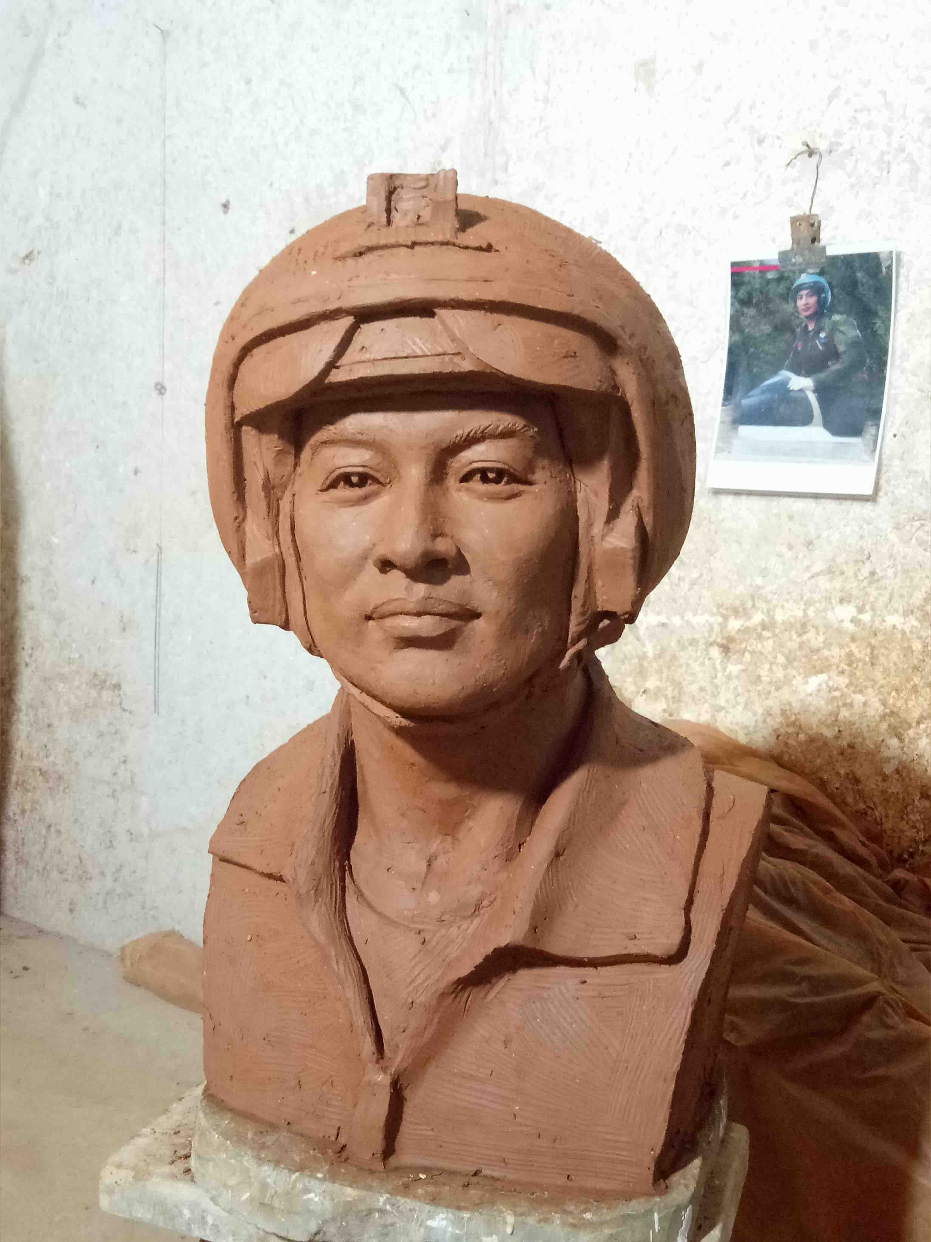 大连玻璃钢雕塑制作流程和方案