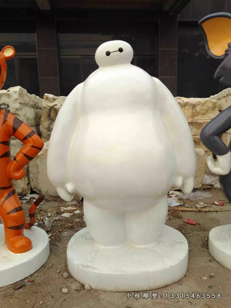 大白城市玻璃钢人物雕塑