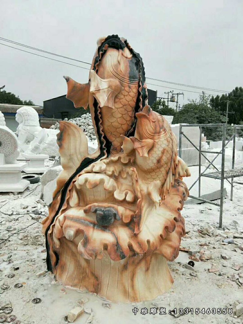 动物石雕金鱼
