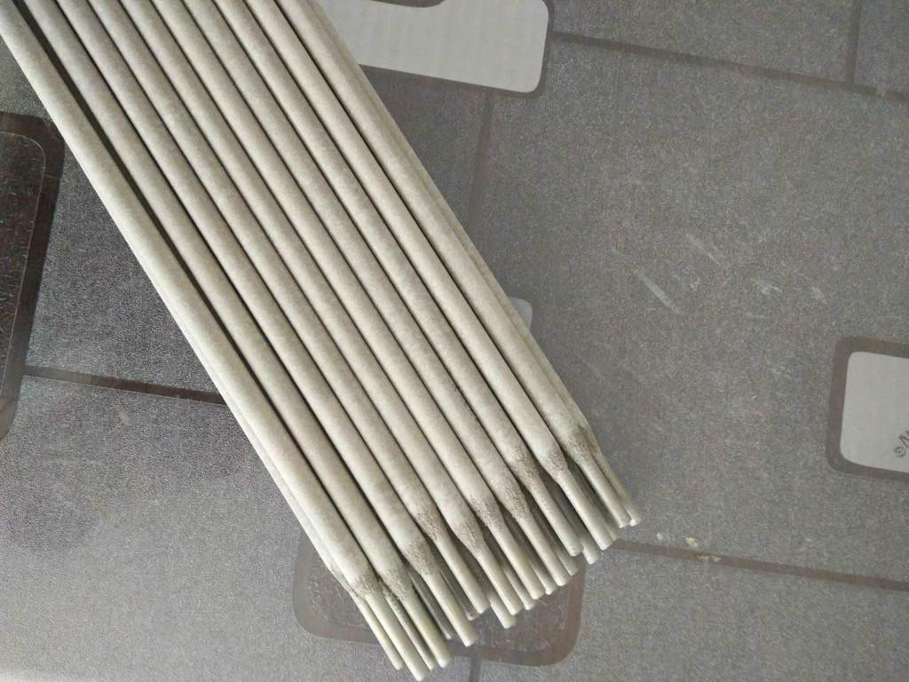 d256高铬锰钢堆焊焊条耐磨焊条