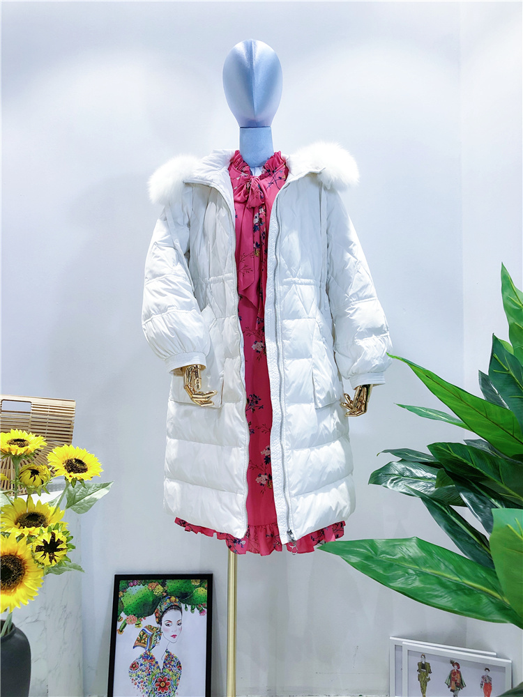 艾沸女装可丝迪羽绒服可丝迪女装