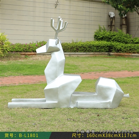 廠家推薦陜西不銹鋼草坪鹿雕塑 24小時(shí)市場(chǎng)價(jià)格 安裝圖