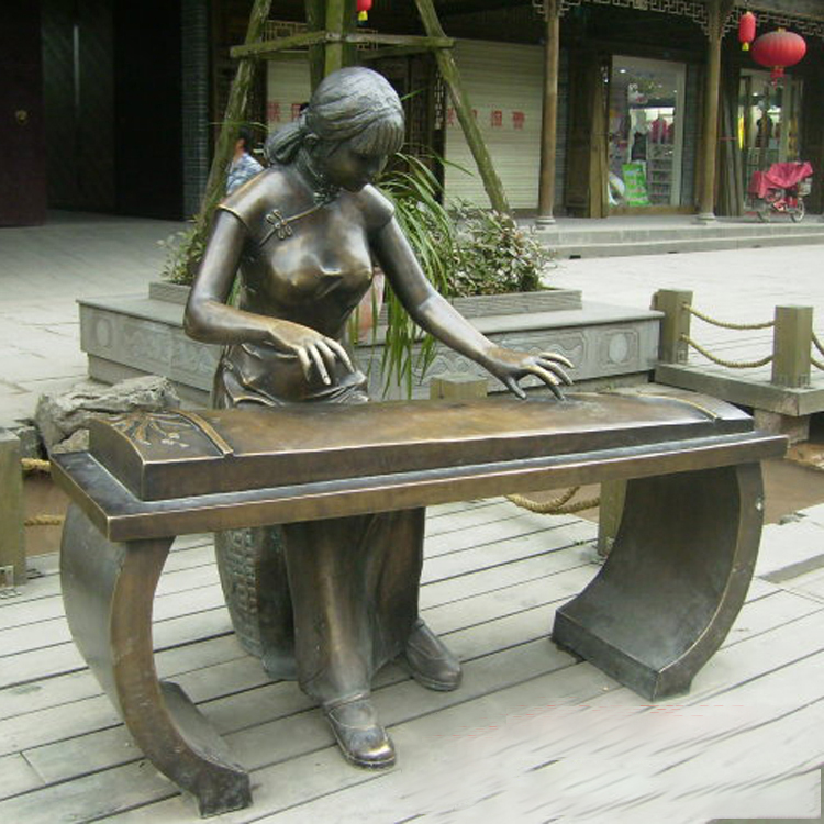 弹古筝景观铜雕