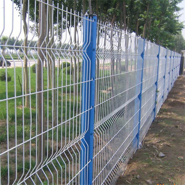 桃形柱护栏网,桃形柱围栏网,桃形柱隔离网,桃形柱防护网