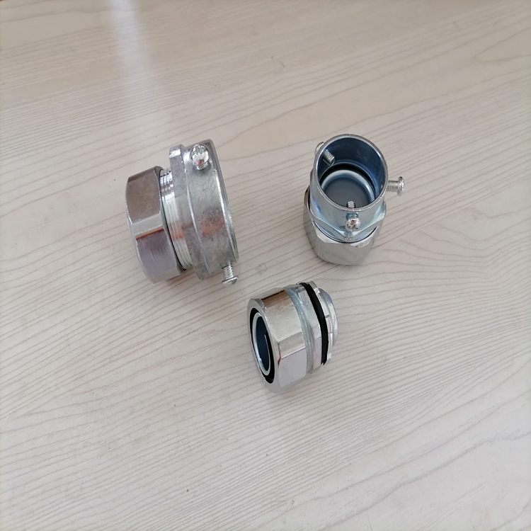 永康无螺纹钢管卡套接头34包塑金属软管接头箱侧m2015