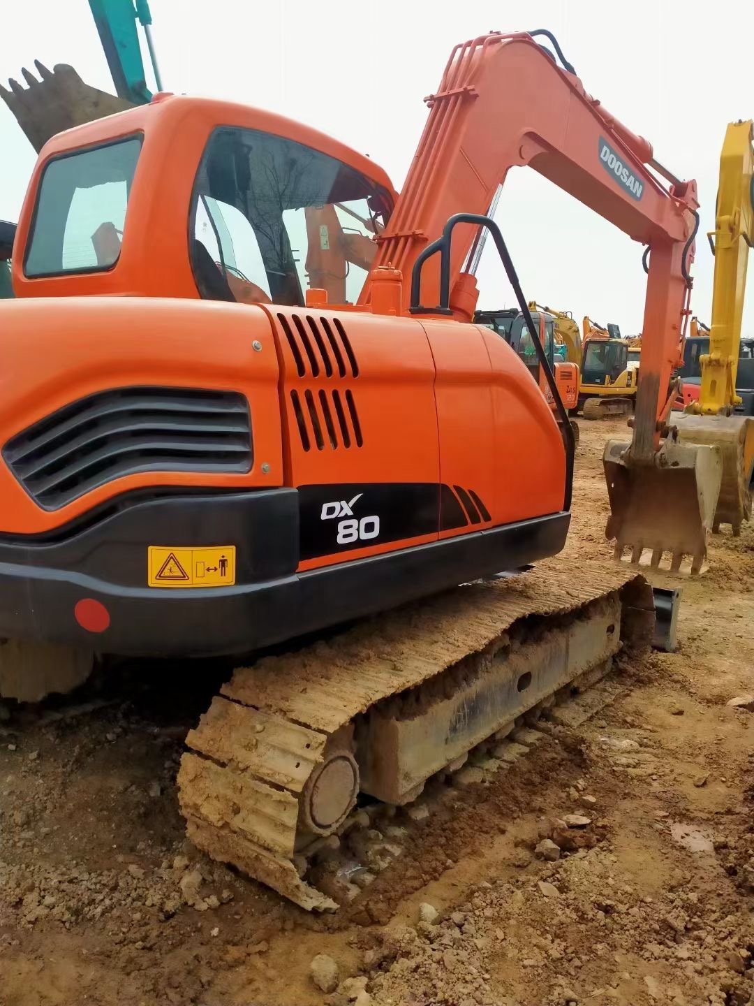 斗山二手挖掘机dx80新款原装原版干活车详情电聊