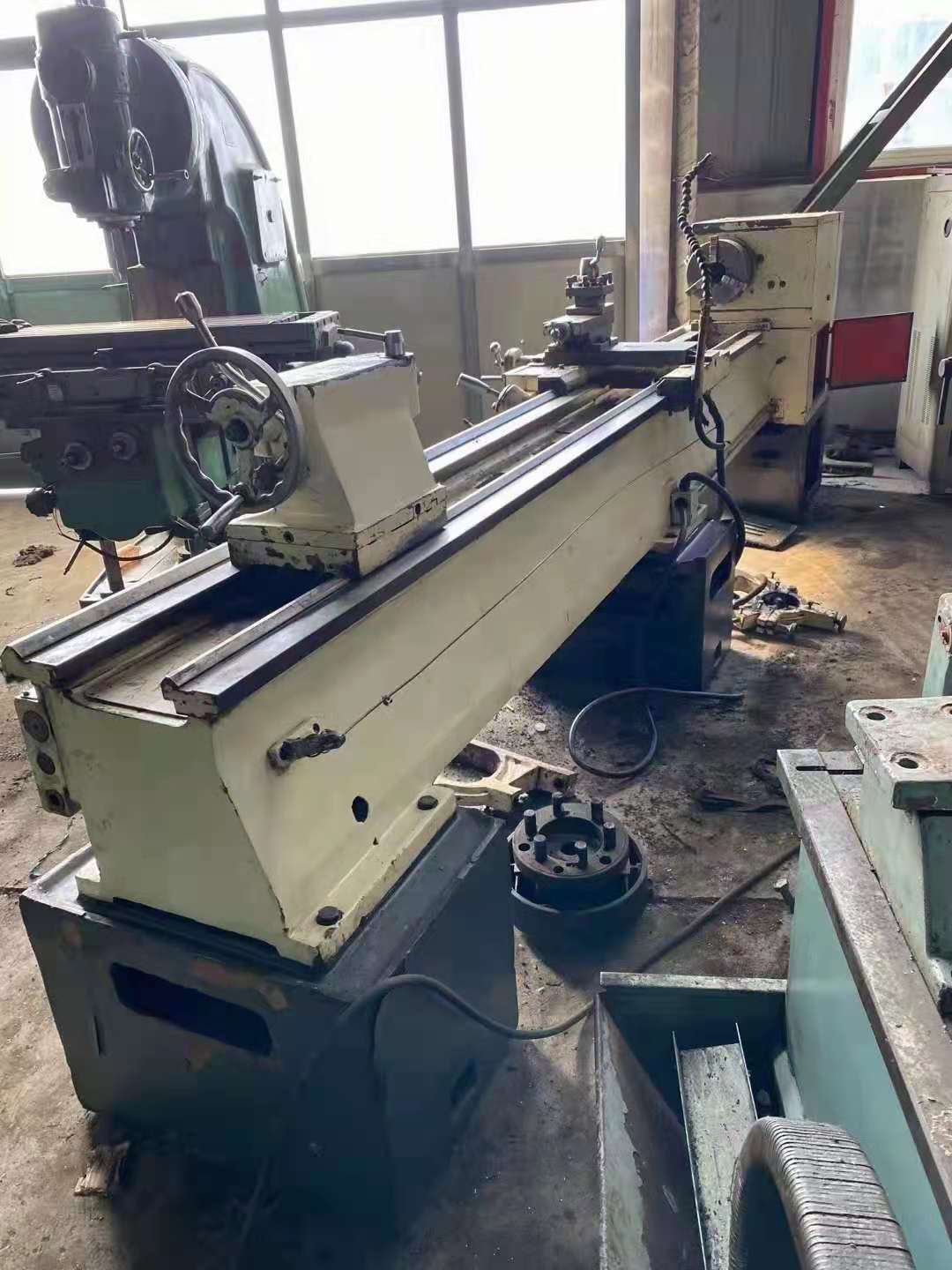 文安县华曜机床购销部 产品中心 >转让二手云南cy6150bx3米卧式车床