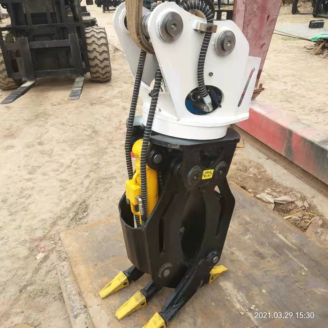 铁场挖掘机抓铁视频图片