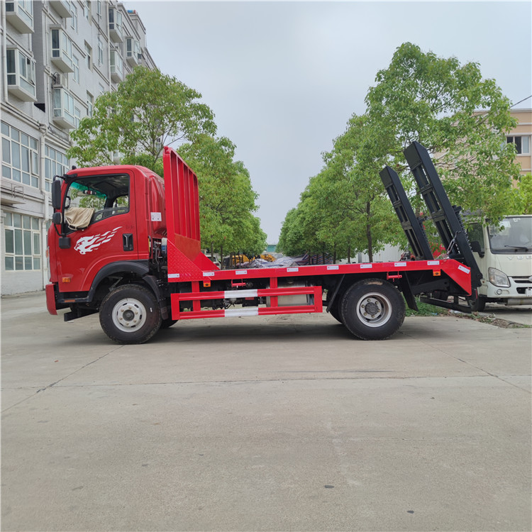 重汽单桥拉80挖机平板拖车小型拖板车