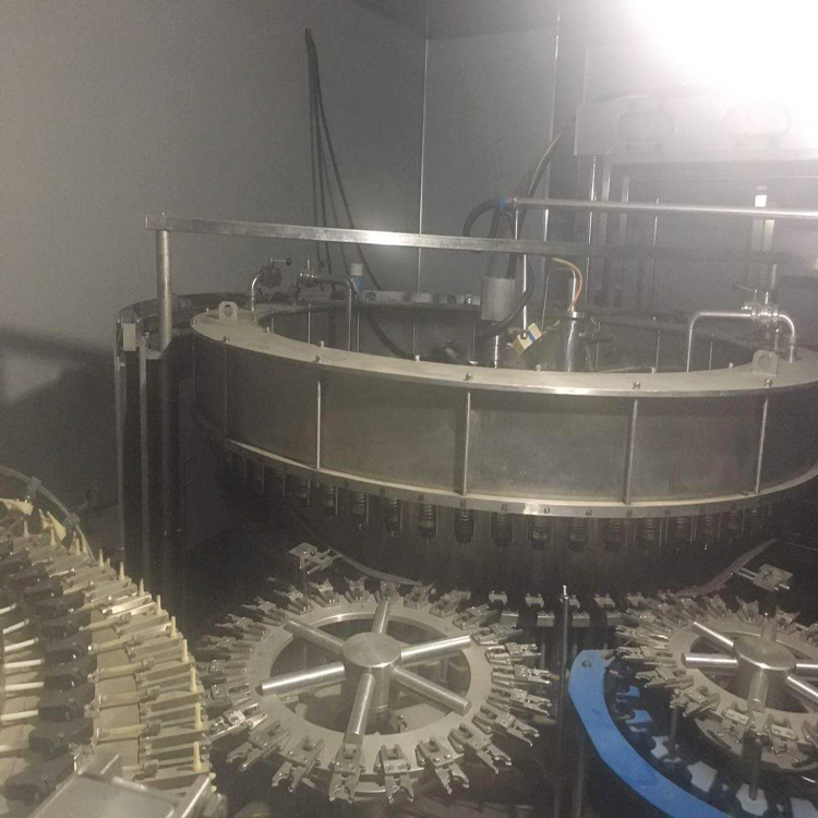 兴至简出售达意隆水线36000产能小瓶装