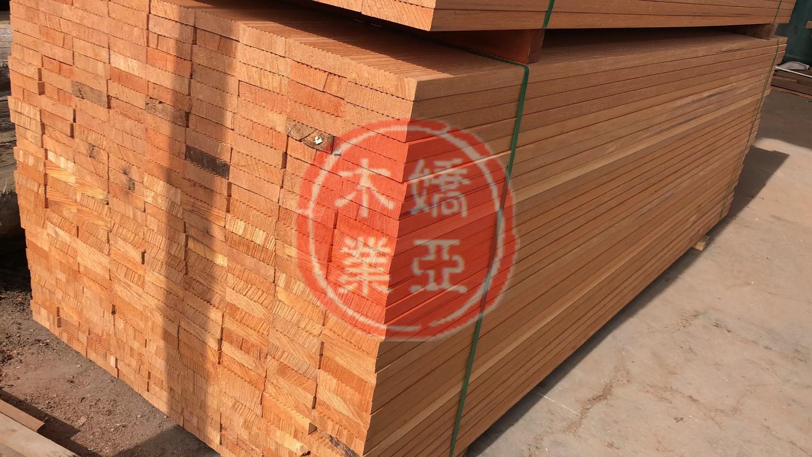 柳桉木寺庙圆柱定制白柳桉木工厂直供