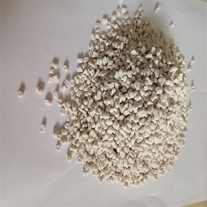 沧州泽轩消泡剂有限公司 产品展厅 >消泡母粒吸水母粒销售厂家  存放