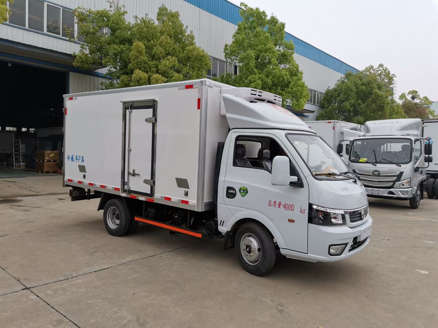 東風途逸冷藏車藍牌城市配送鮮花果蔬生鮮保溫車藥品疫苗冷鏈車