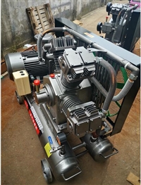 V-3.0/10活塞式空压机电机22kw气泵