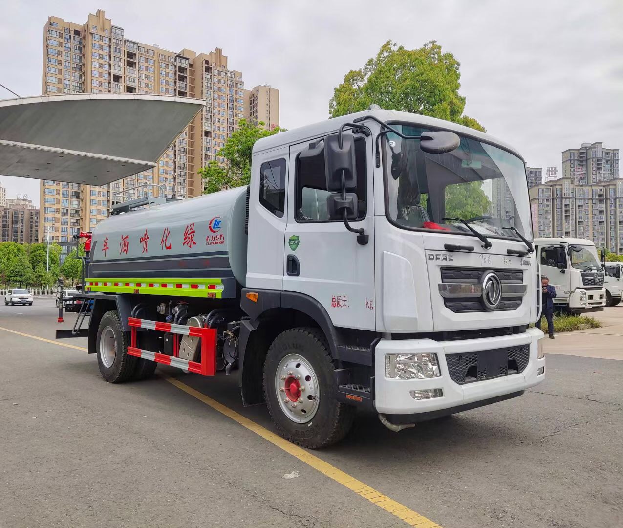 广西园林绿化车 14方多功能洒水车品质优良