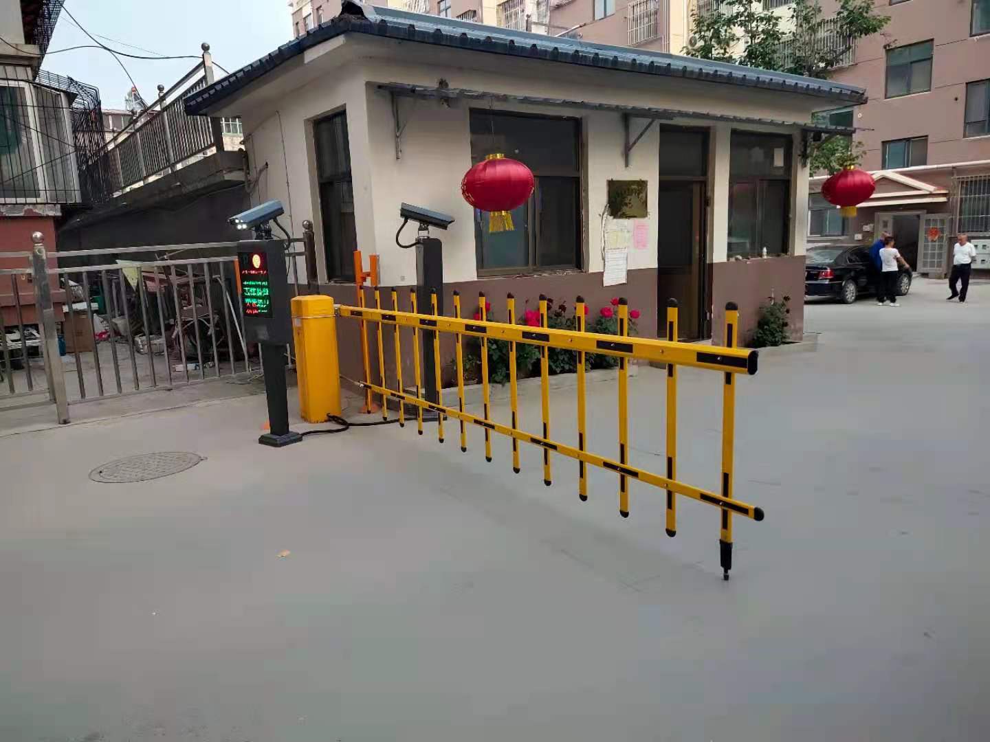 曹县门禁道闸起落杆车牌识别系统安装济南鼎力安防
