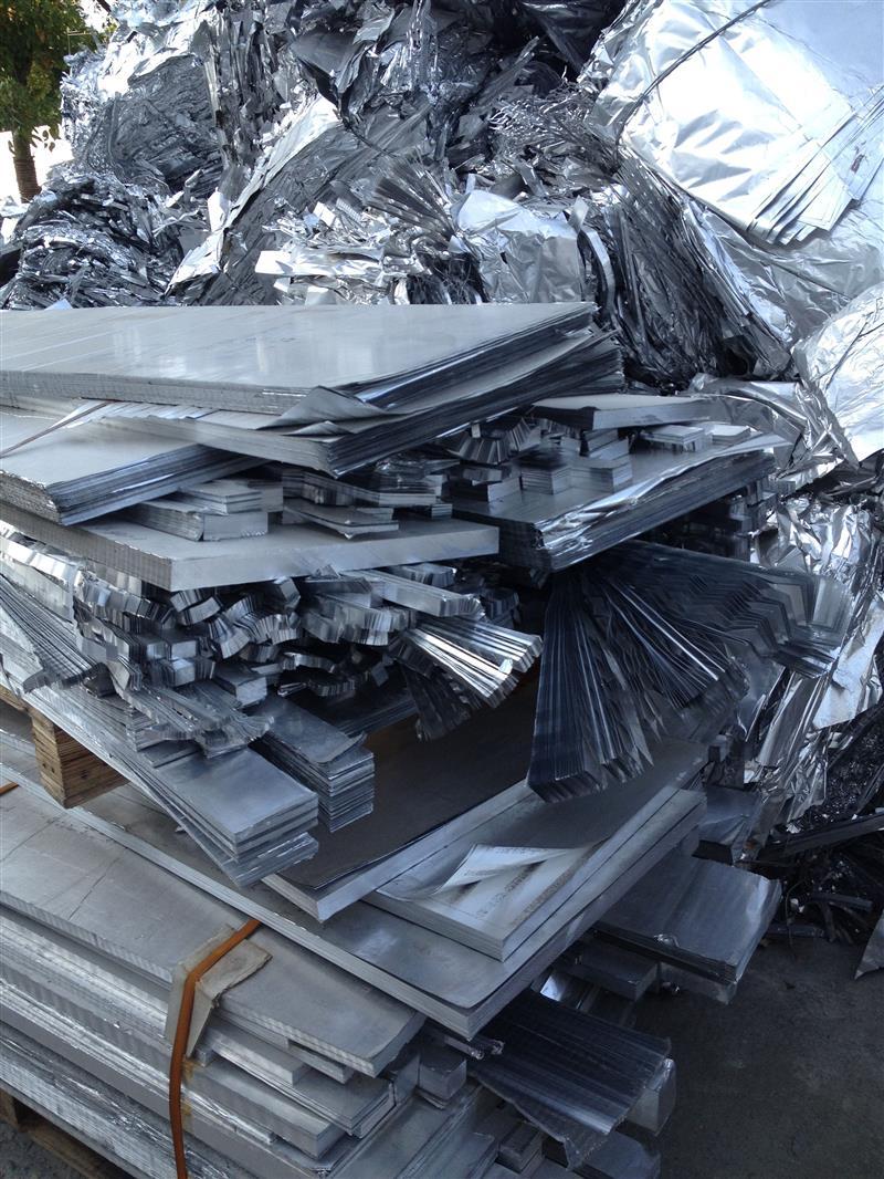 大亚湾废铝合金回收运发废品回收上门回收废铁废铝现金结算