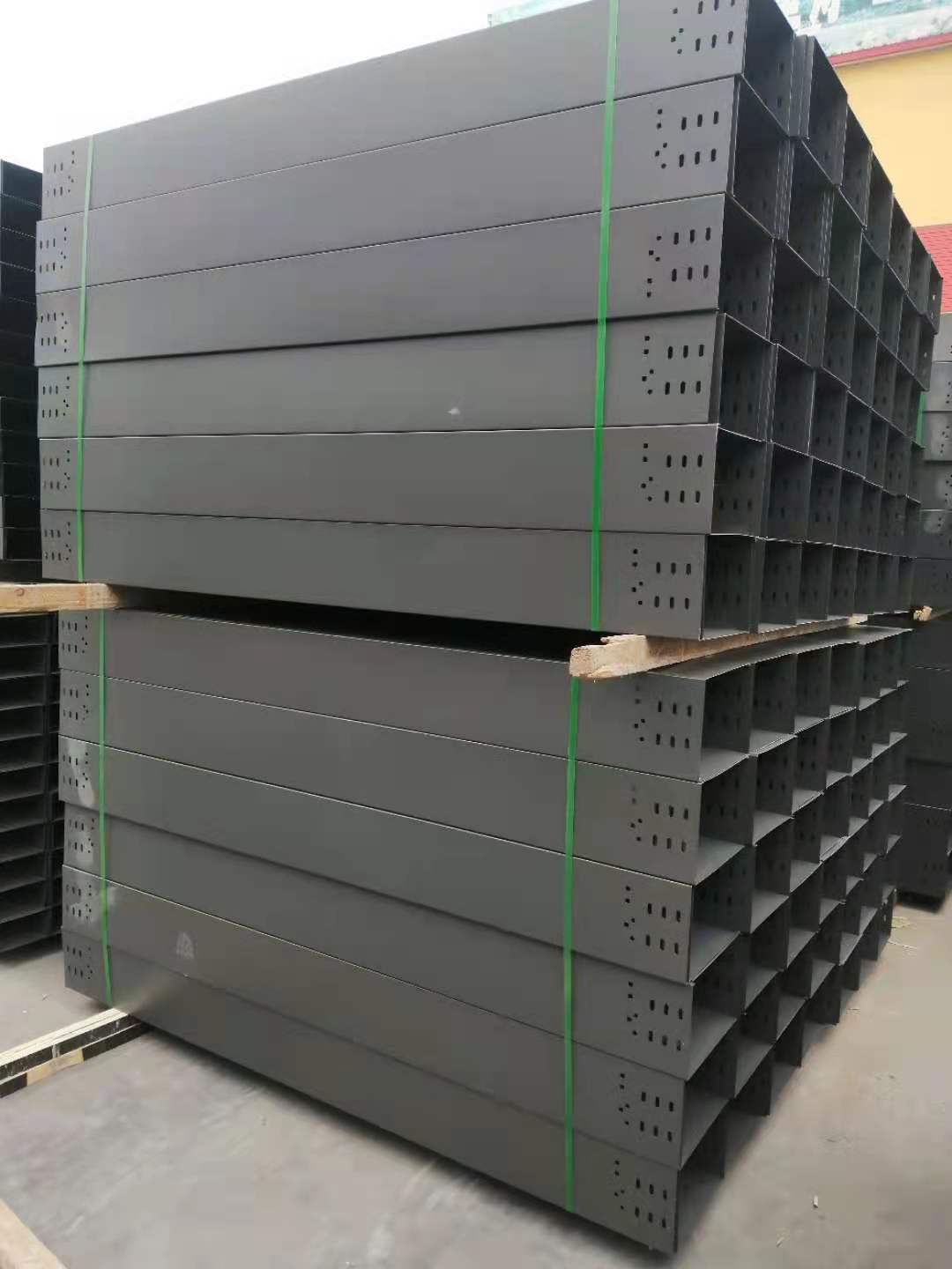 防火桥架喷塑桥架定制色桥架一手货源底价出售