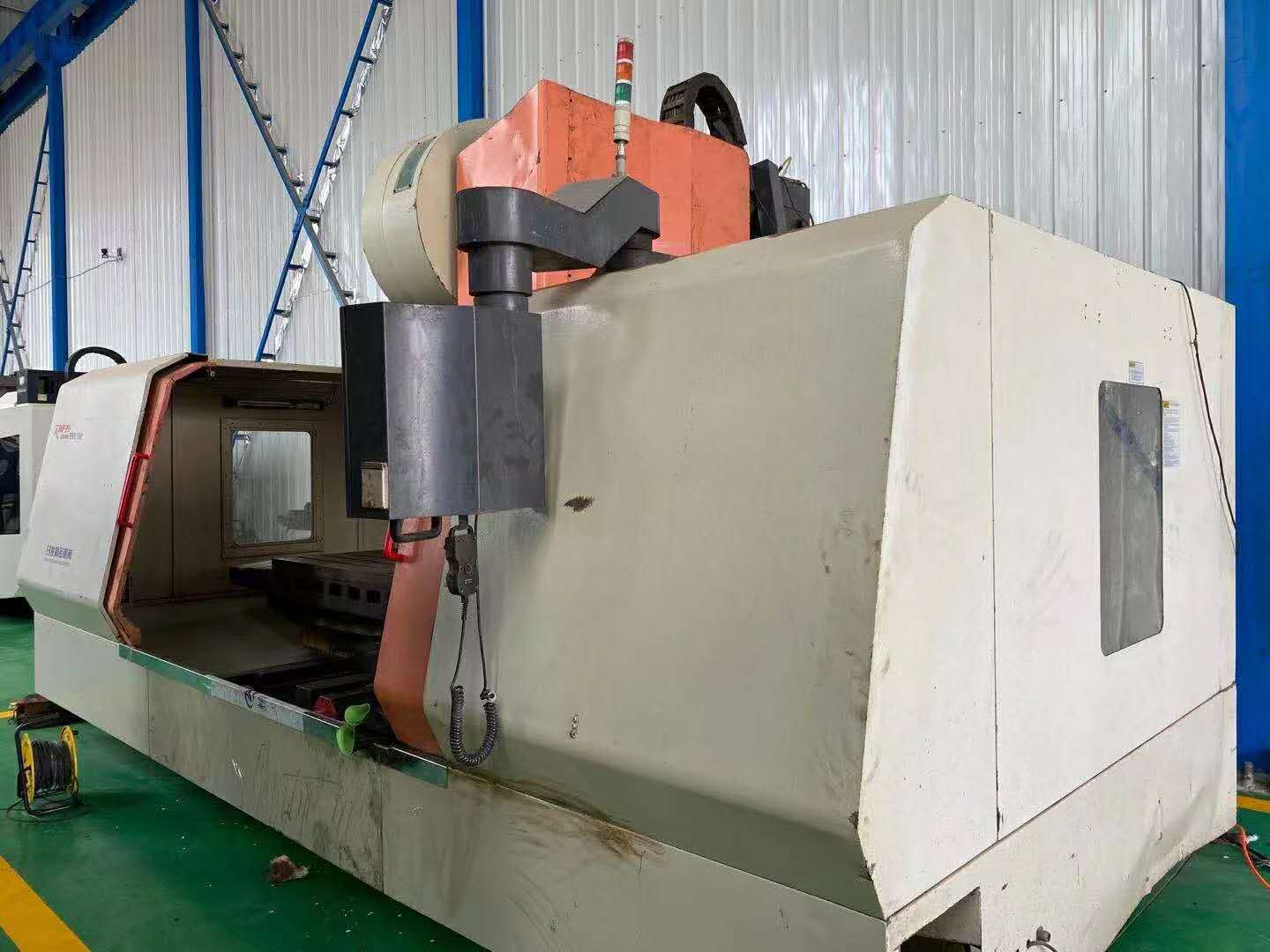 转让二手日发精机rfmv1700立式加工中心二手加工中心