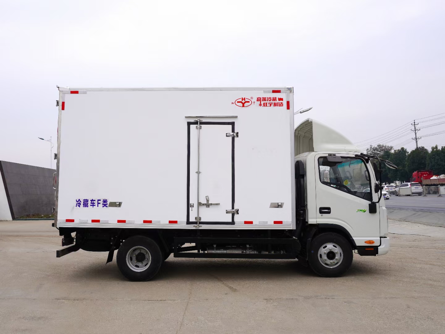 食品果蔬冷藏车 4米2冷藏车 冷链运输车 海鲜保鲜车